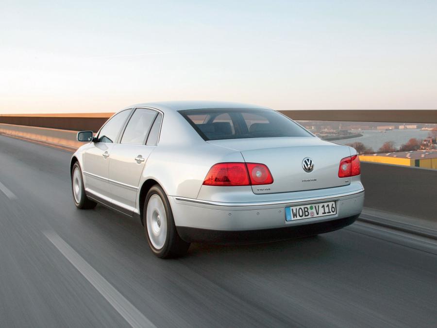  Volkswagen Phaeton V10 TDi 2002 года  (фото 7 из 7)